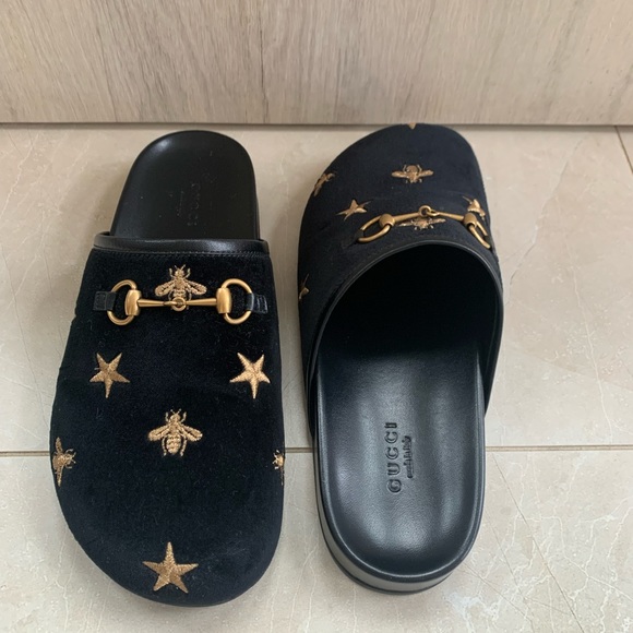 Gucci Velvet Bee Clogs - Picture 3 of 7